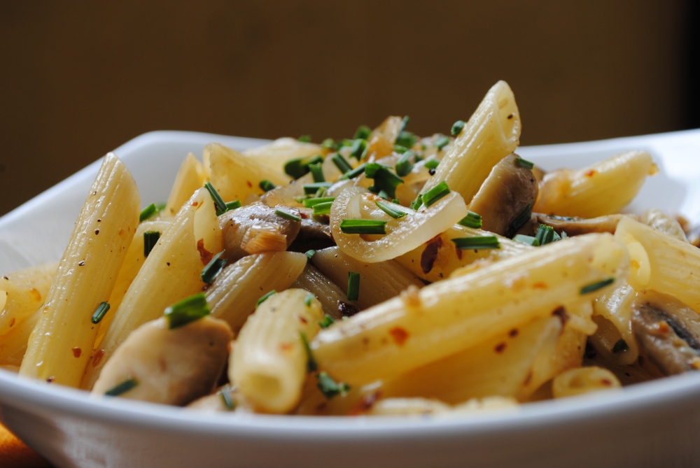 Mushroom and Garlic Chives Pasta